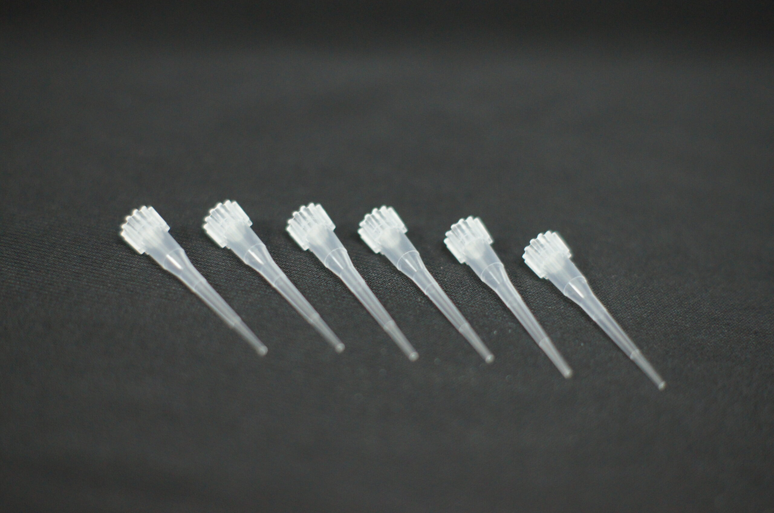 Classic™ 0.1 – 10ul Micro Tips with UltraFine™ tip, Racked, Non-sterile