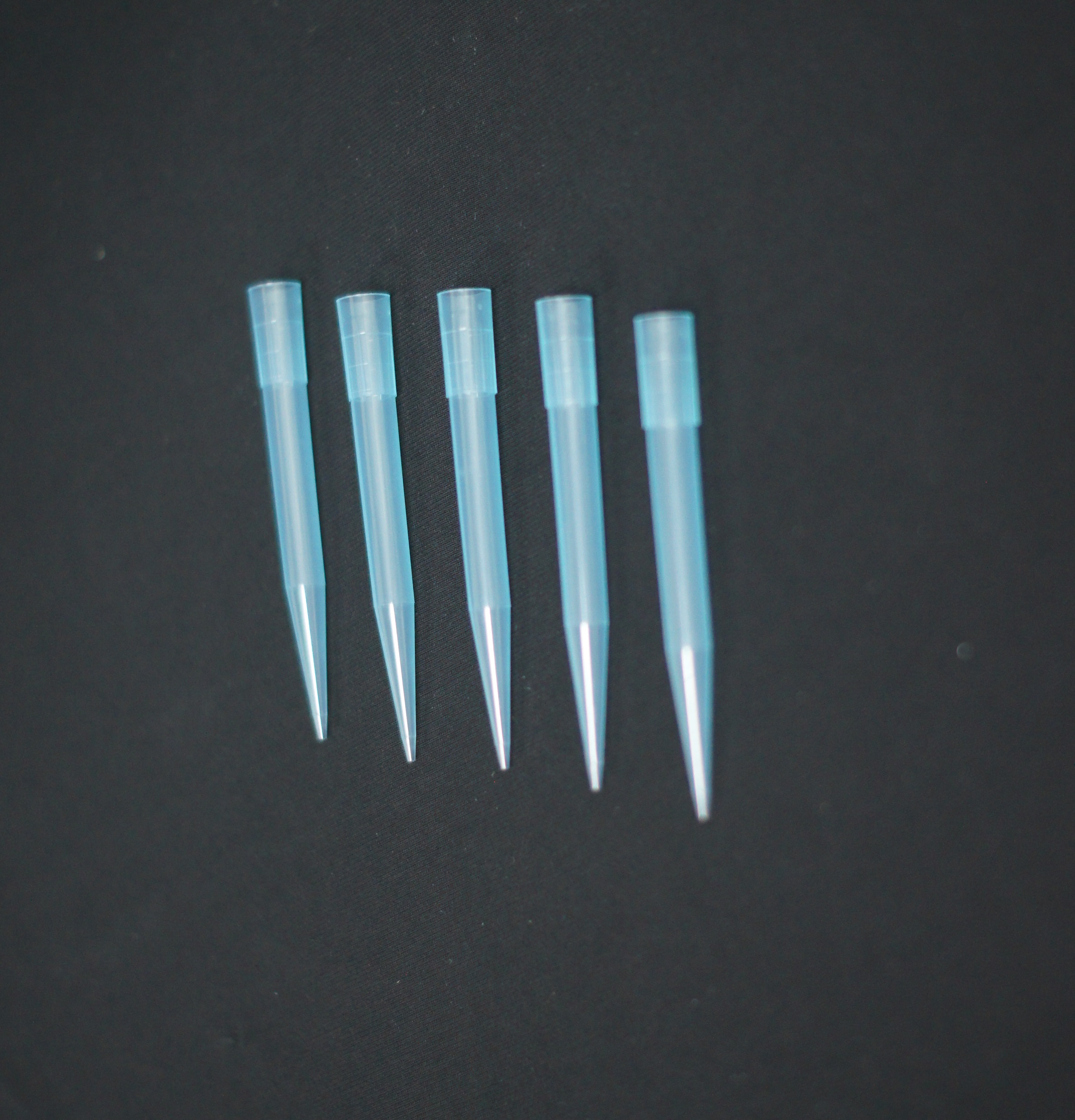 Classic™ 100 – 1000ul Multiple Fit Bevel Point™ UltraFine™ pipet tips, Racked, Non-sterile